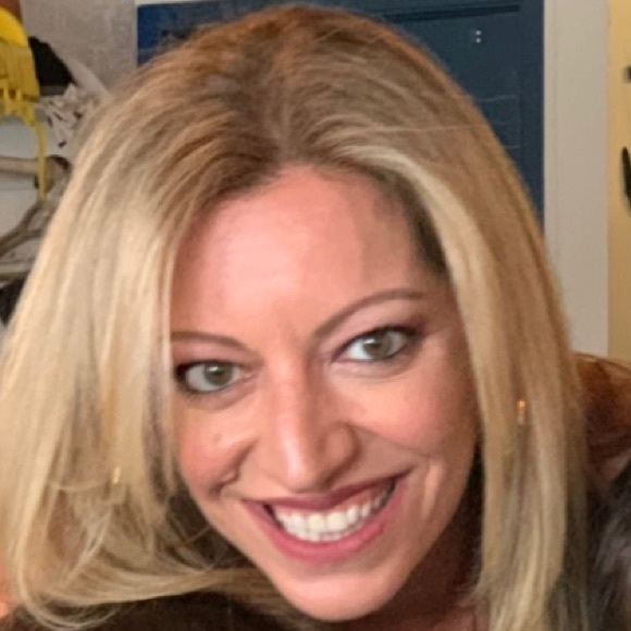 Meet your Posher, Helen - Picture 1 of 1